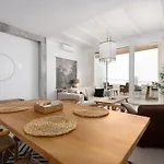 Vivienda Casares Apartment